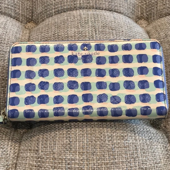 Kate Spade NY Wallet - Picture 1 of 1